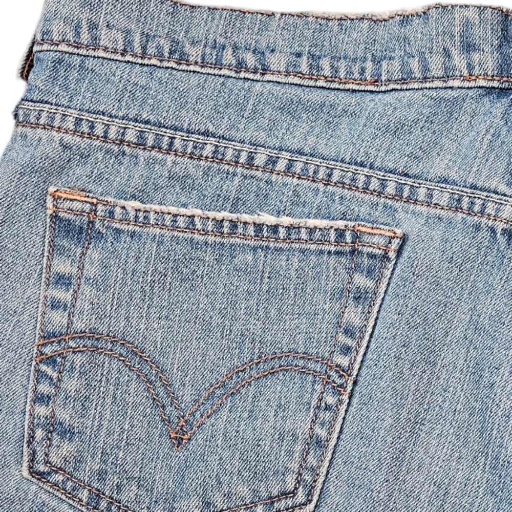 𝅺Levi's  515 Distressed Denim Shorts Size 12 - Picture 6 of 9